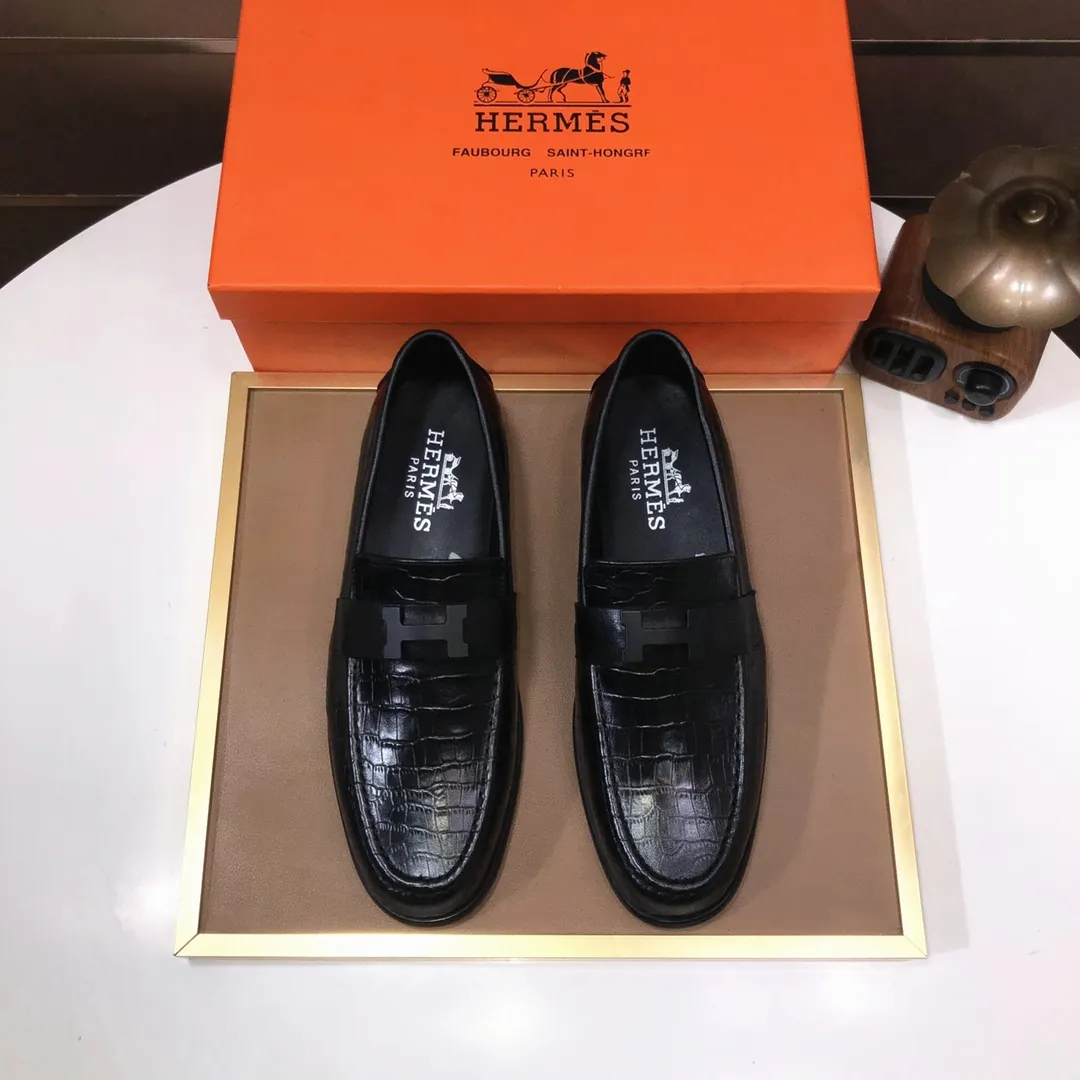Men's shoes💰460💰[HERMES] (sheepskin lining)🍀Italian top luxury🍀He does not pursue novel styles and gorgeous colors, but attracts the favor of successful men with his flawless, elegant and classic style. Formal leather shoes This very comfortable, simple and stable style allows you to easily match any style! The pattern is absolutely 1:1 refined from the original case, and we strive for excellence in materials, imported cowhide + sheepskin lining💪💪💪extraordinary texture👍! .Black Brown Size: 38-45 (45 customized)